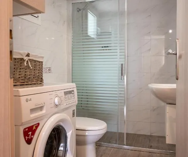 Konstantina's Luxury